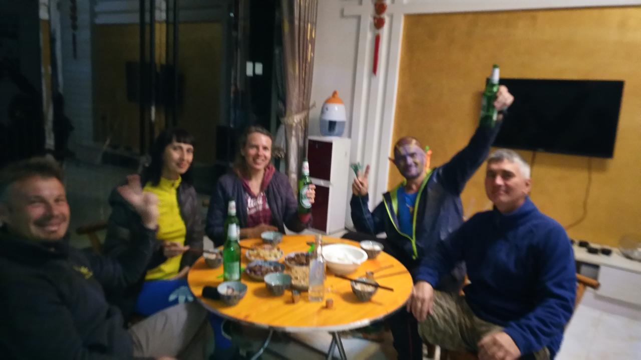 张家界 遇见·子云涧客栈（杨家界门票站）酒店 外观 照片